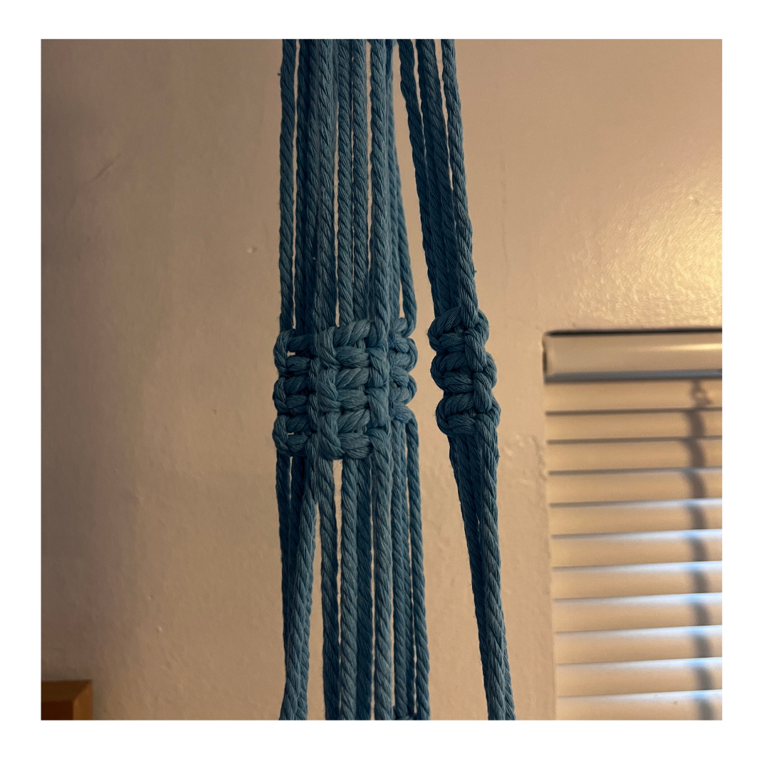 Macrame Plant Hanger (Blue)