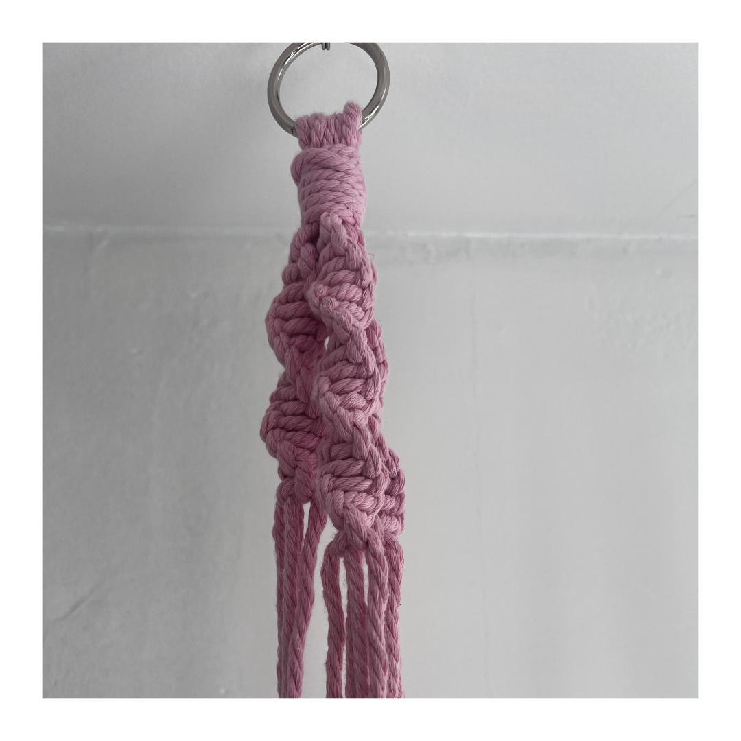 Macrame Plant Hanger (Pink)